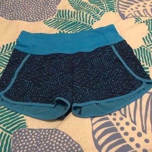 Lululemon run times short - size 2